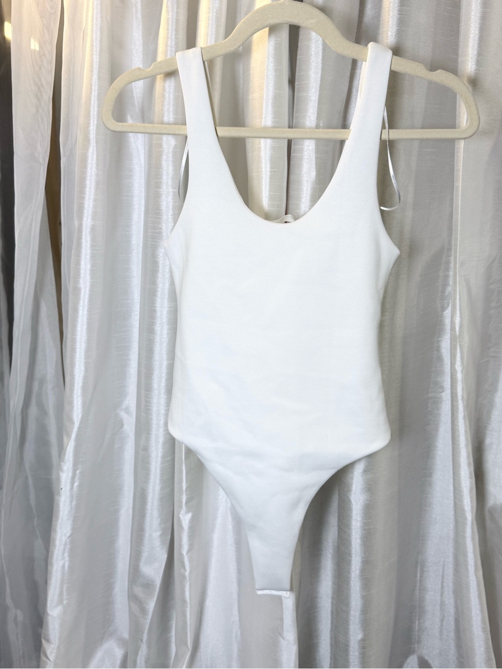 Zara White Ribbed Scoop-Neck Bodysuit - Picture 2 of 4